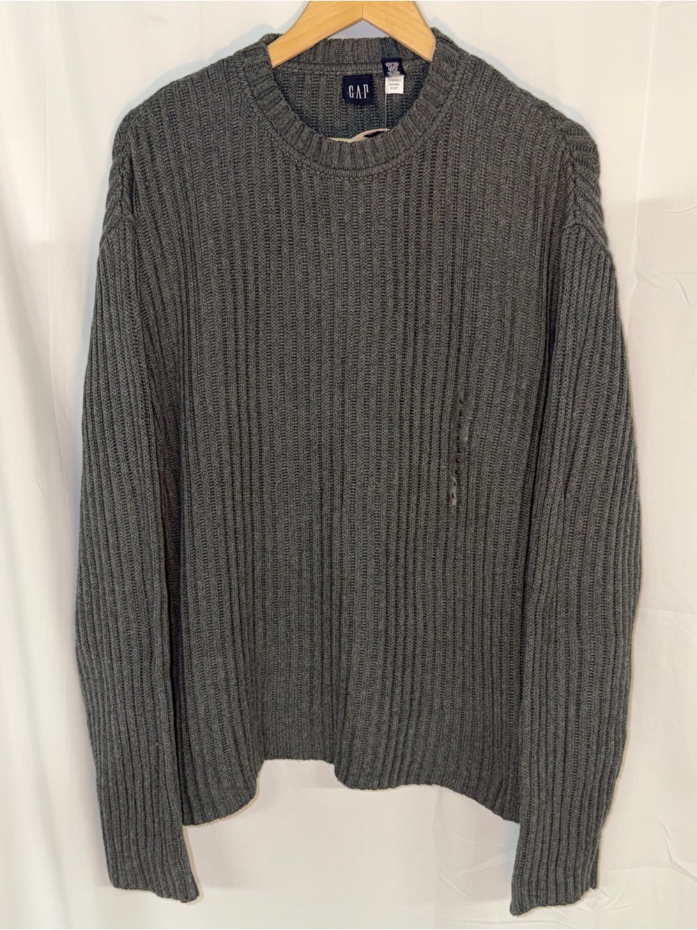 GAP Men's Charcoal Ribbed Crewneck Sweater